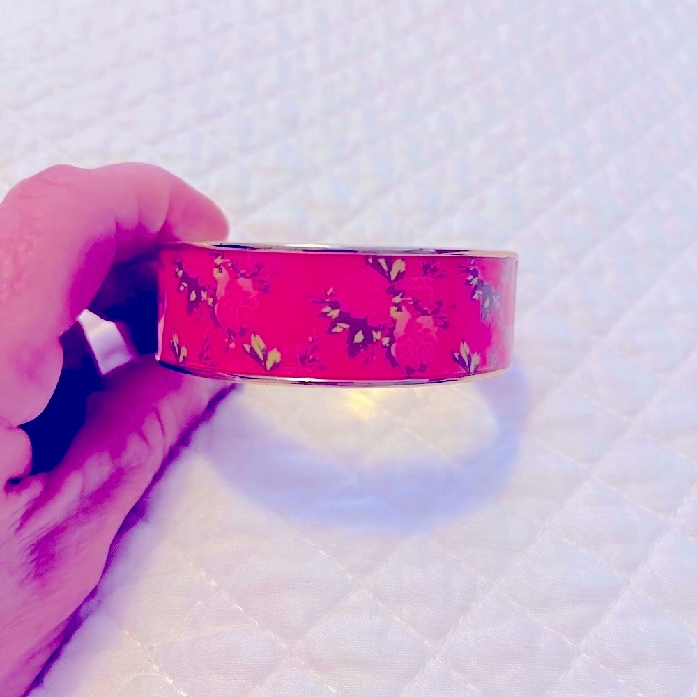 Bracelet, With Pink Roses and gold trim